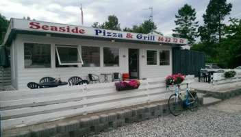 Seaside Pizza Og Grill outside