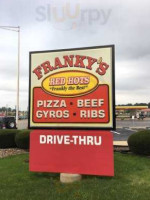 Franky's Redhots outside