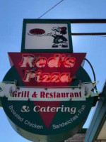 Red's Pizza food