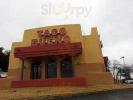 Taco Bueno food