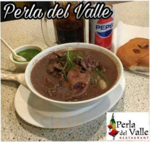 Perla Del Valle food