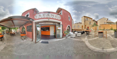 Estanco Restaurant outside
