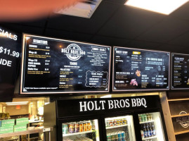 Holt Brothers Bbq food