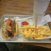 Shake Shack Garden State Plaza food