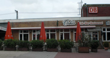 Ochi`s - Cafe - Bar - Restaurant outside