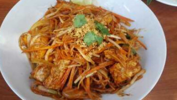Saigon Kitchen food