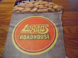 Logans Roadhouse inside