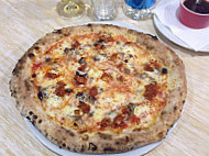 Pizzeria Da Luca food