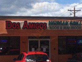 Dos Amigos Mexican Grill food