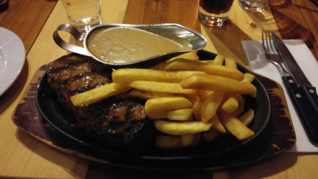 Parkers Steakhouse food