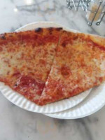 Ralphy's Pizza And food