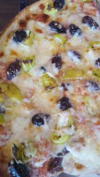 Colossus Pizza food