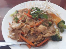 Nine Thai food