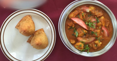 Salomi Indian Cuisine food
