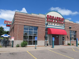 Broadway Pizza - Coon Rapids outside