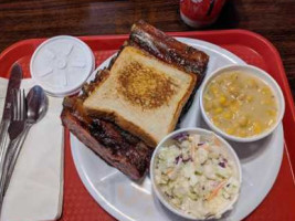 Buddy's Bbq food