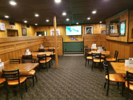 Mooney's Sports Grill food