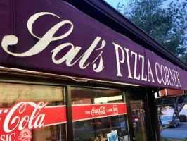 Sal's Pizza Corner outside
