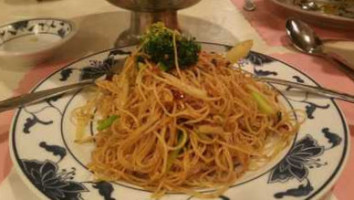 May Jen Chinese Restaurant food