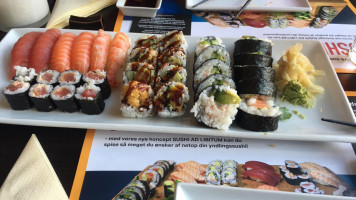 Sushi Stuen food