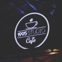 1995 Studio Café food
