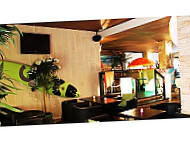 Le Bar De La Plage inside