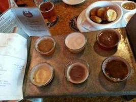 Hollister Brewing Company food