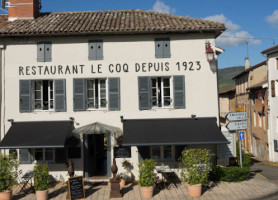 La Taverne Du Coq inside
