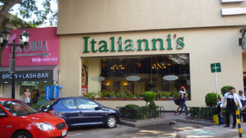 Italianni's food
