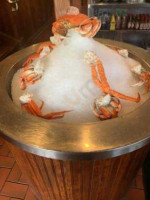 The Crab Pot Bellevue inside