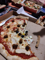 Passion Pizza food