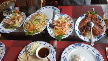 Le Dragon Du Mandarin food