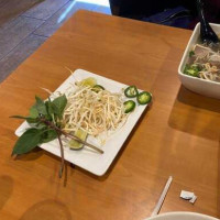 Pho Lan Vietnamese Noodle Cafe food
