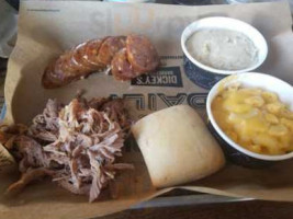 Dickey's Barbecue Pit food