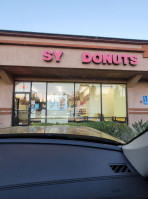 Sy Donuts food