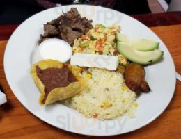 El Salvador food