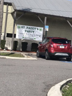 Beef 'o ' Brady 's outside