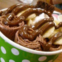 Luigi's Ice Cream food