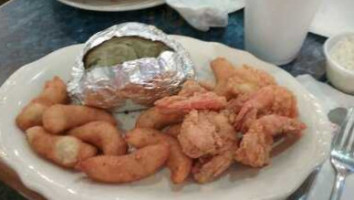 Harbor Inn Seafood food