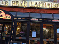 Brasserie Le Pere Lachaise inside