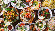 Mazza Libanees food