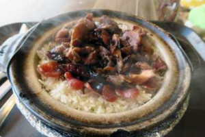 Claypot Rice food