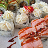 J-home Sushi food