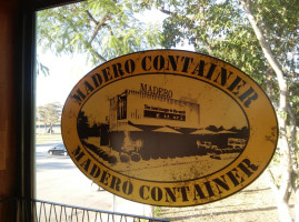 Madero Container Roseira outside