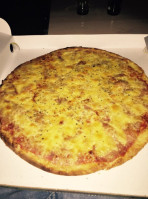 Pizza-Taxiland food
