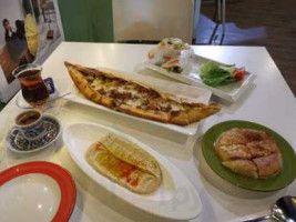 Arkadas Cafe food