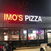 Imo's Pizza outside