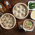 Hóng Jì Zhēng Jiǎo food