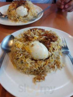 Bismillah Biryani food