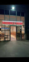 Pizzeria Il Forno inside